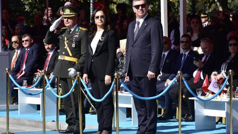 101. Yıl Burdur'da  coşku ile kutlandı